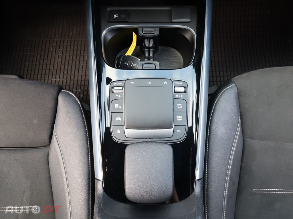 Mercedes-Benz B 250 AMG LINE