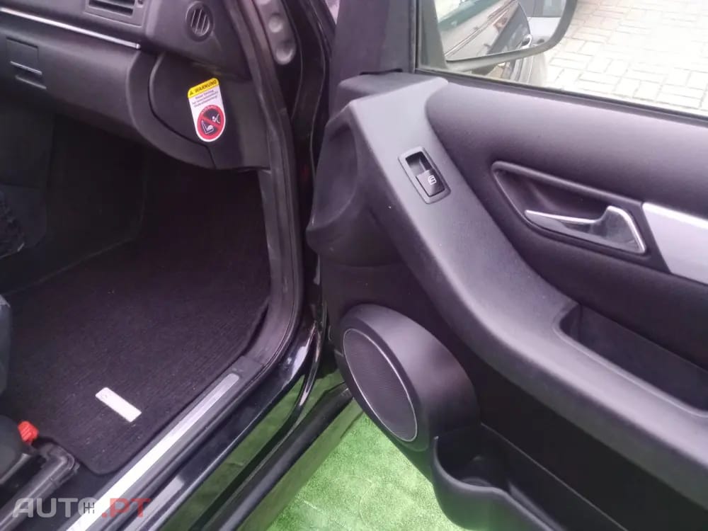 Mercedes-Benz B 180 ND