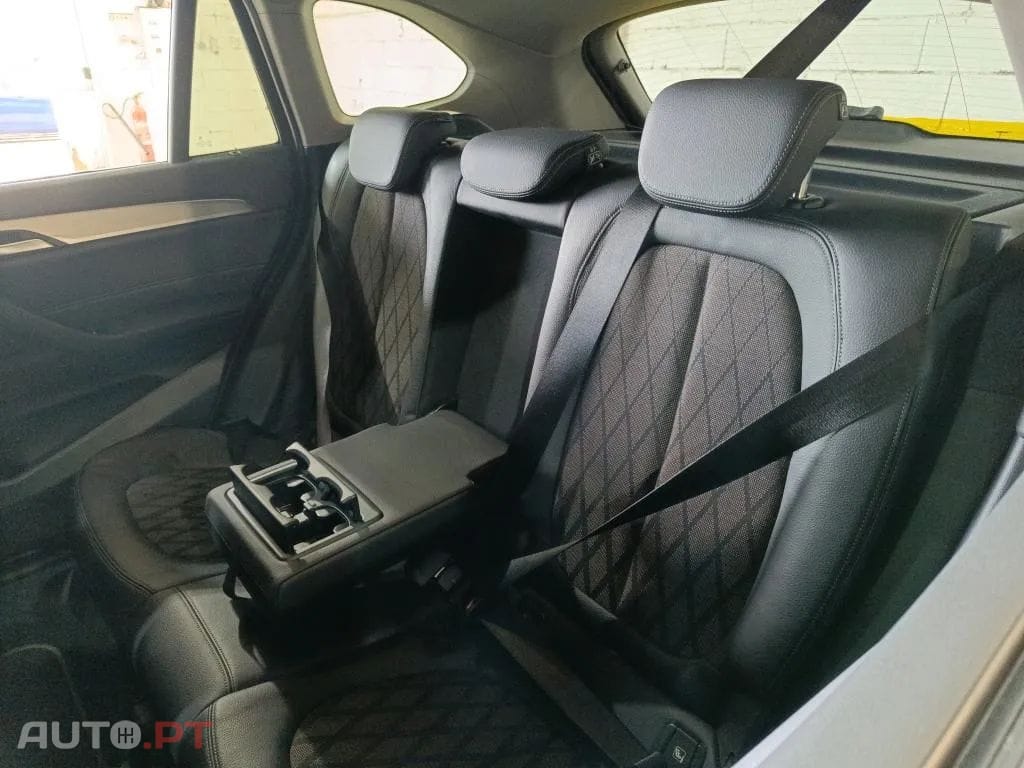 BMW X1 16 d sDrive Auto xLine