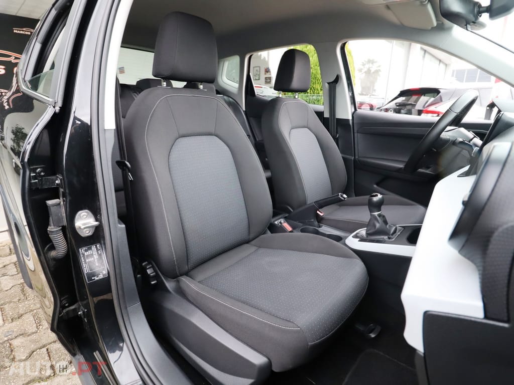 SEAT Arona 1.0 TSI Style — fotografia 10