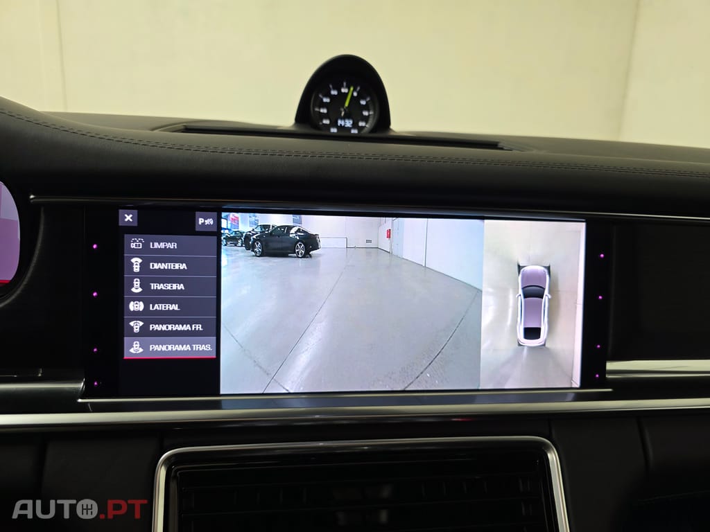 Porsche Panamera 4 e-hybrid