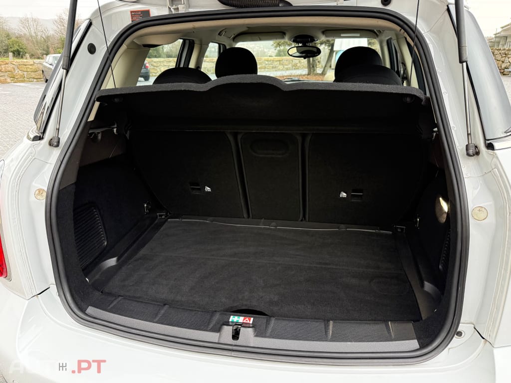 MINI Countryman One D