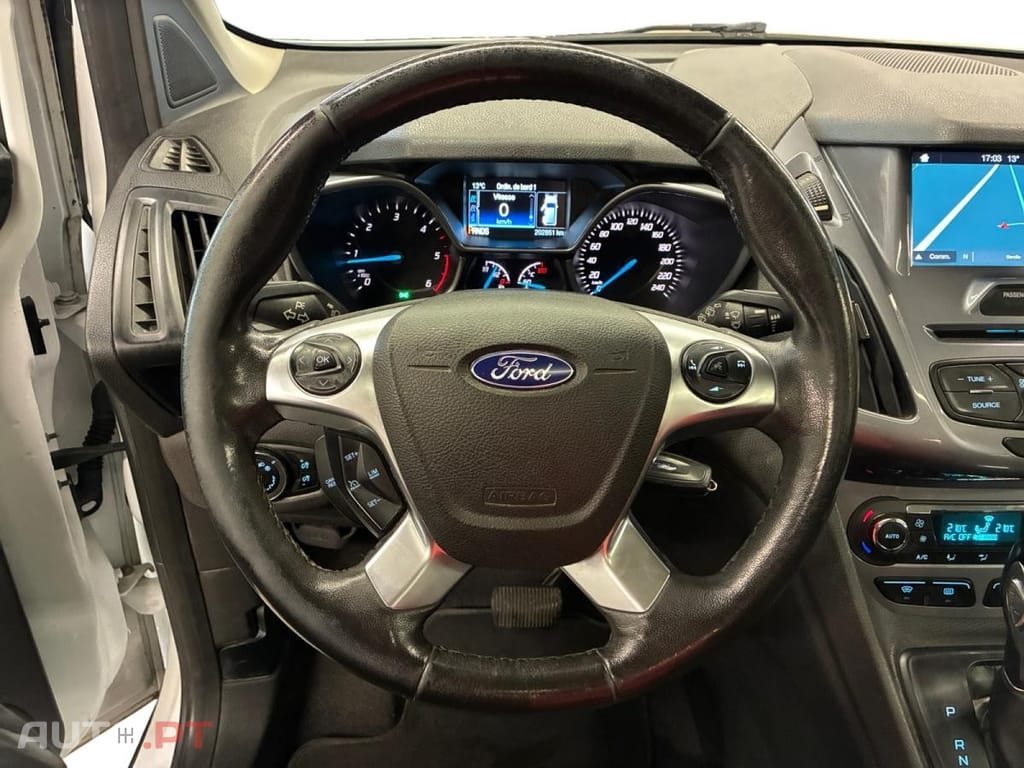 Ford Tourneo 1.5 EcoBlue Aut. S&S Titanium