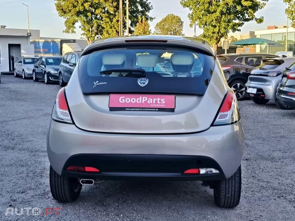 Lancia Ypsilon 1.2 S&S Fashion