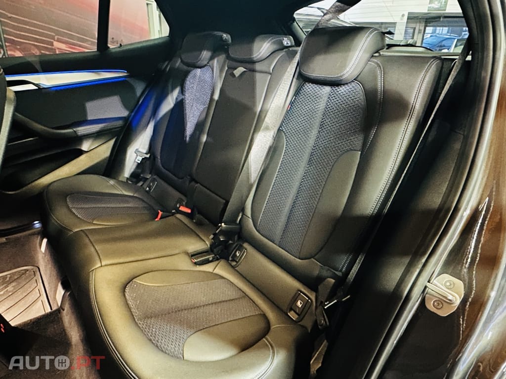 BMW X2 18 i sDrive Auto Pack M