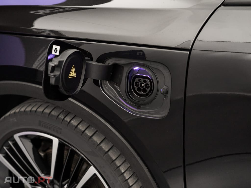 Volvo XC40 1.5 T5 PHEV R-Design