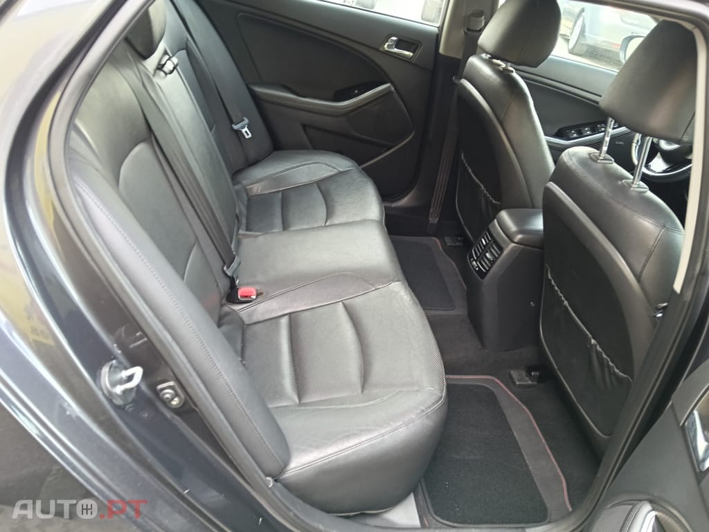 Kia Optima 1.7 CRDI TX Top Aut.