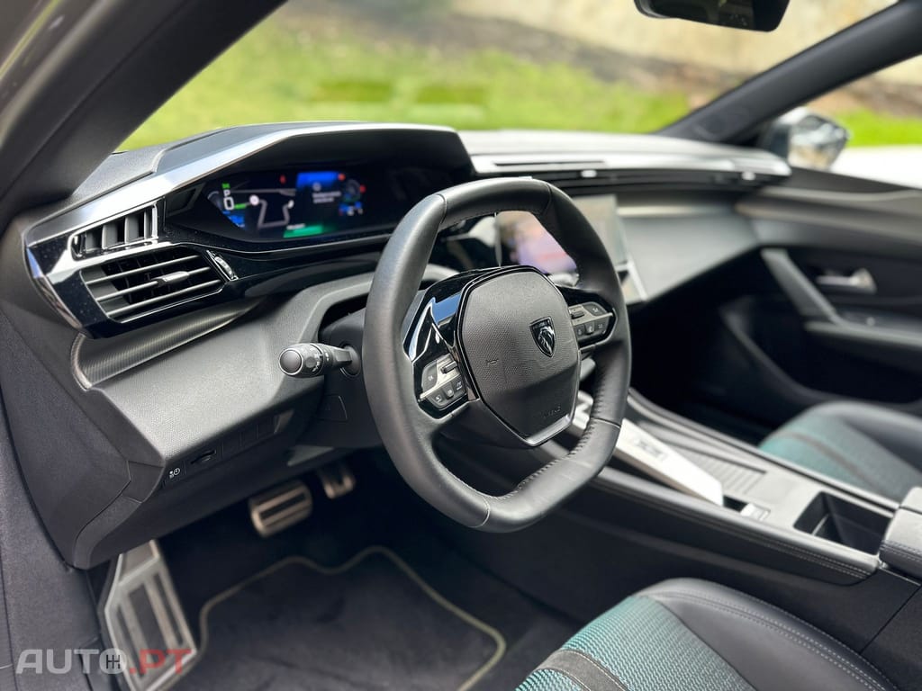 Peugeot E-308 54 kWh GT