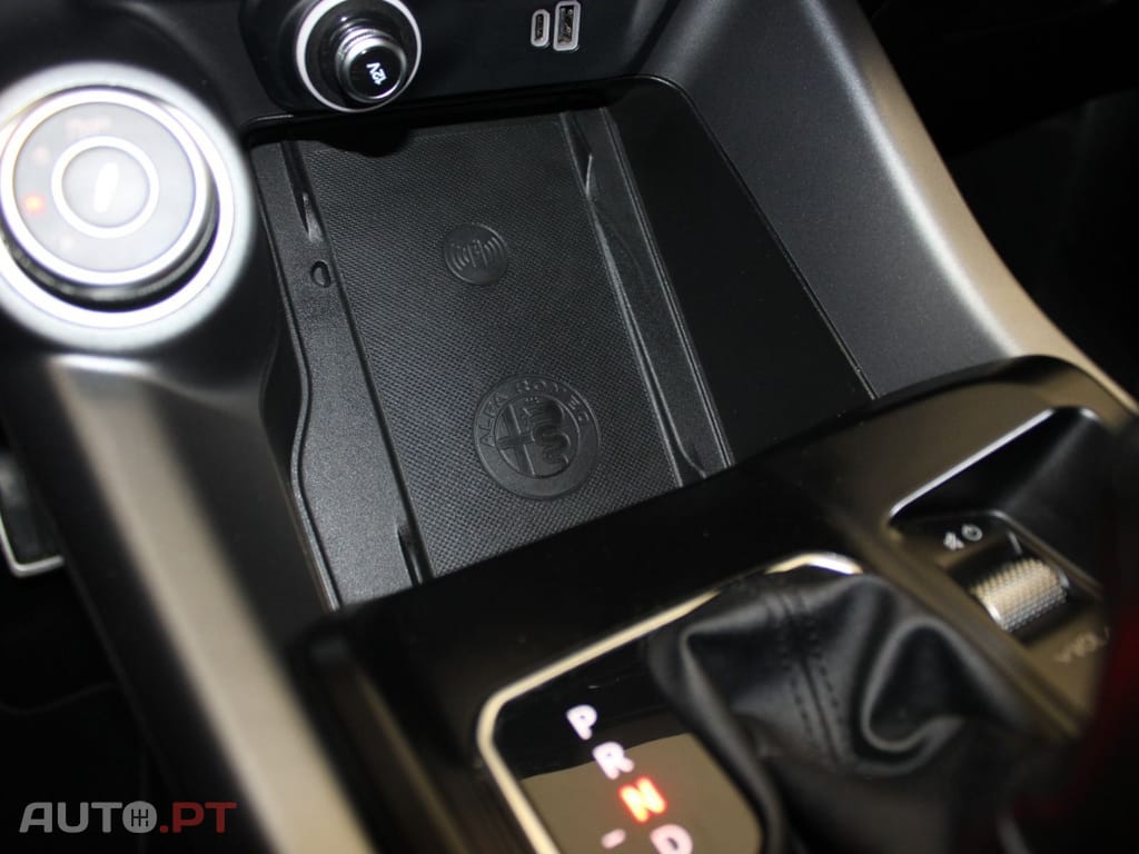 Alfa Romeo Tonale 1.3 HYBRID Q4 VELOCE