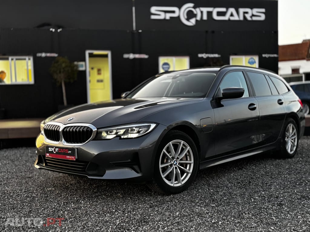 BMW 330 e Touring Corporate Edition Auto
