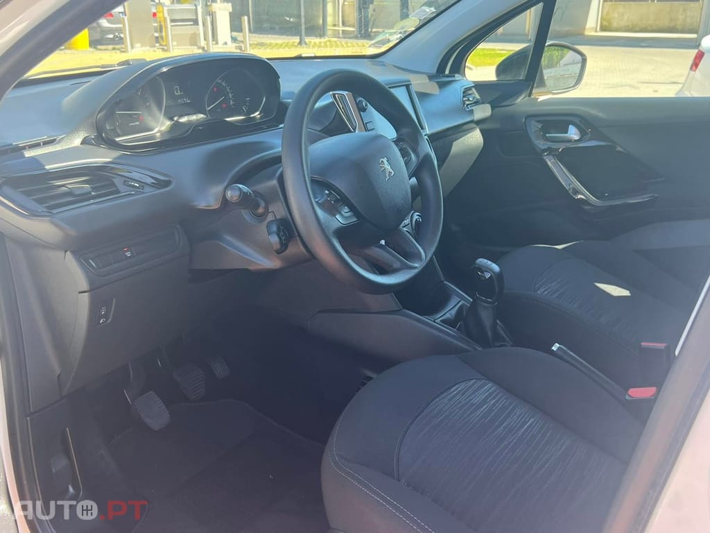Peugeot 208 ND
