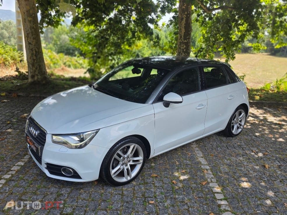Audi A1 1.6 TDi S-line