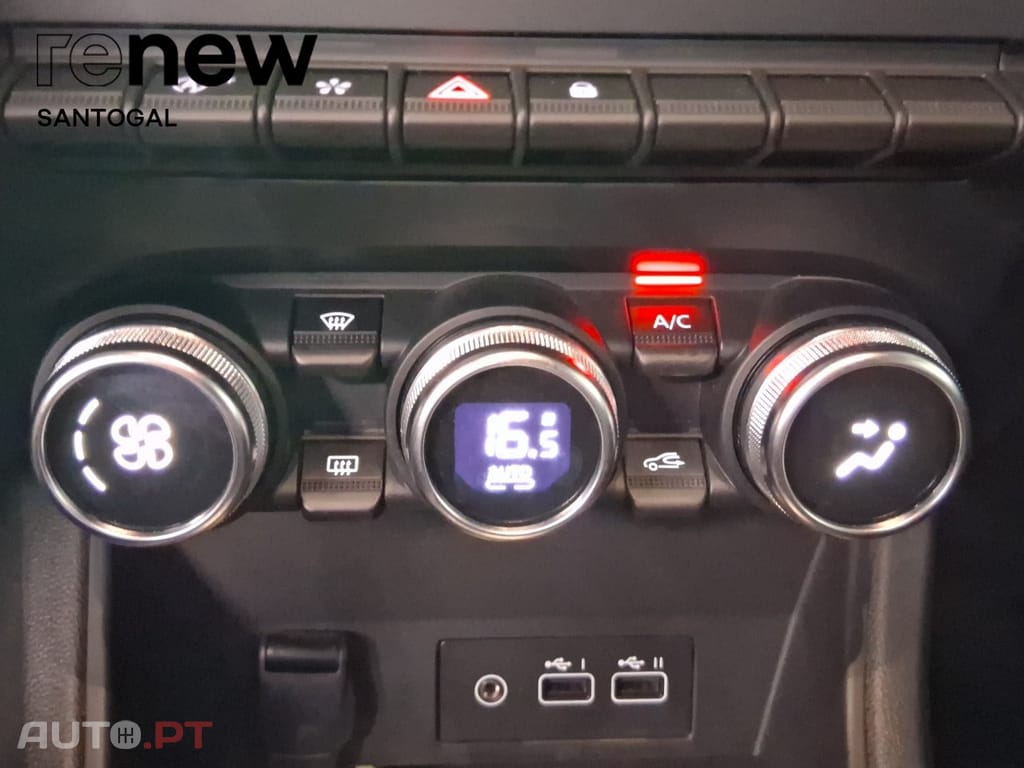 Renault Captur Captur Techno Bi-Fuel 100