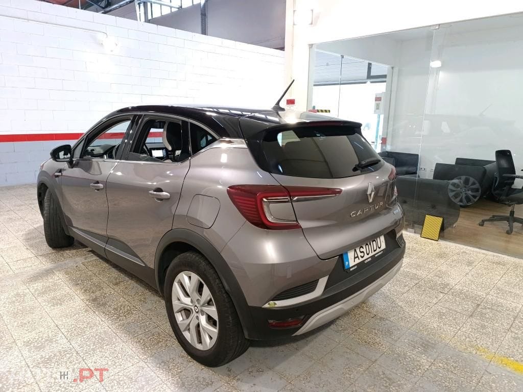 Renault Captur 1.6 E-Tech Plug-In Intens