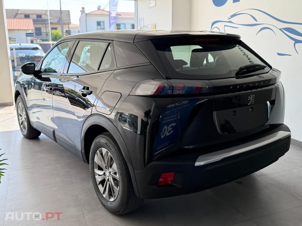 Peugeot E-2008 50 kWh Active Pack