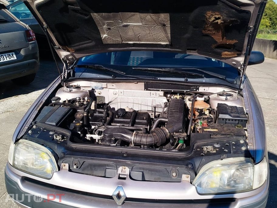 Renault Safrane 2.0 Si RT