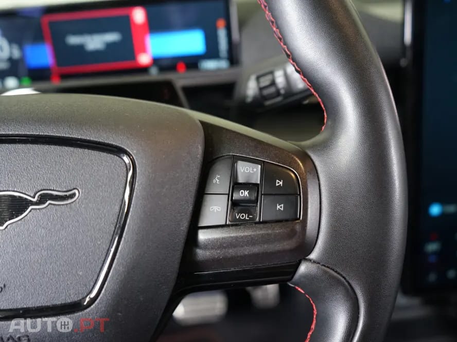 Ford Mustang Mach-E Extended Premium AWD 98 kWh