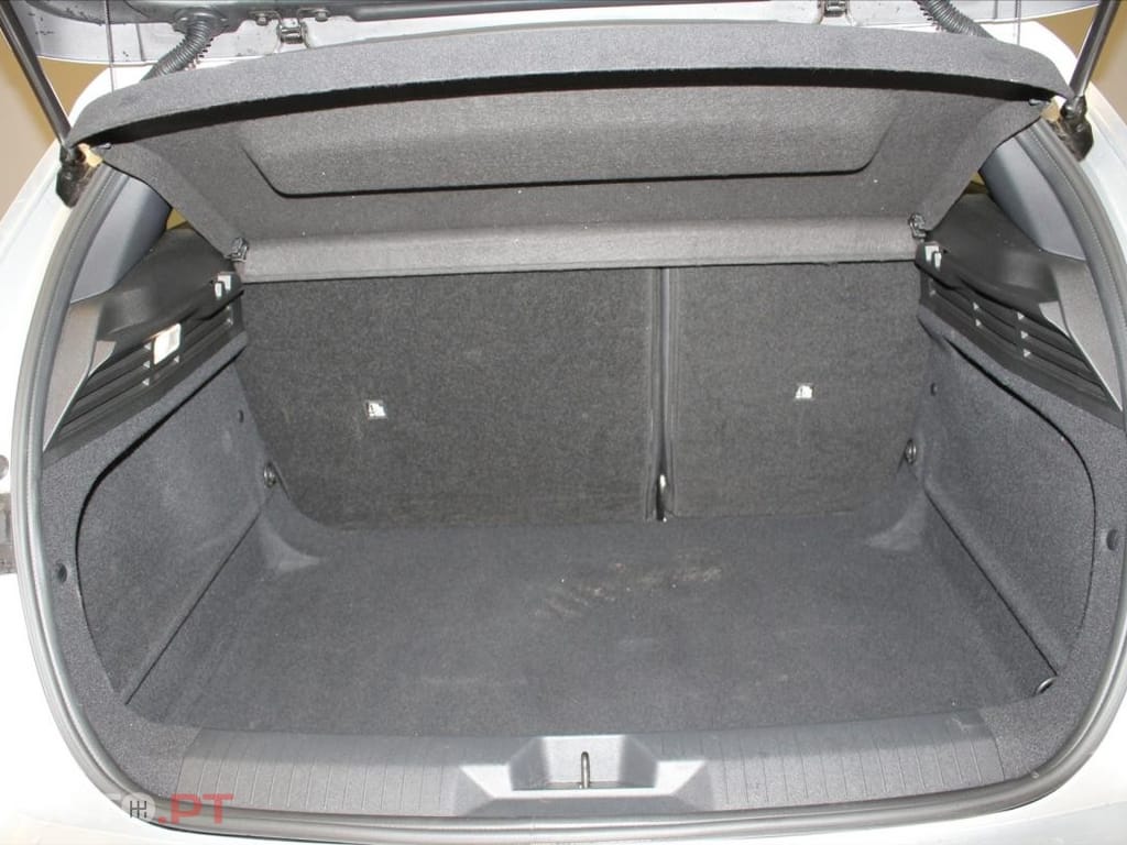 Opel Astra 1.2 T Edition Aut.