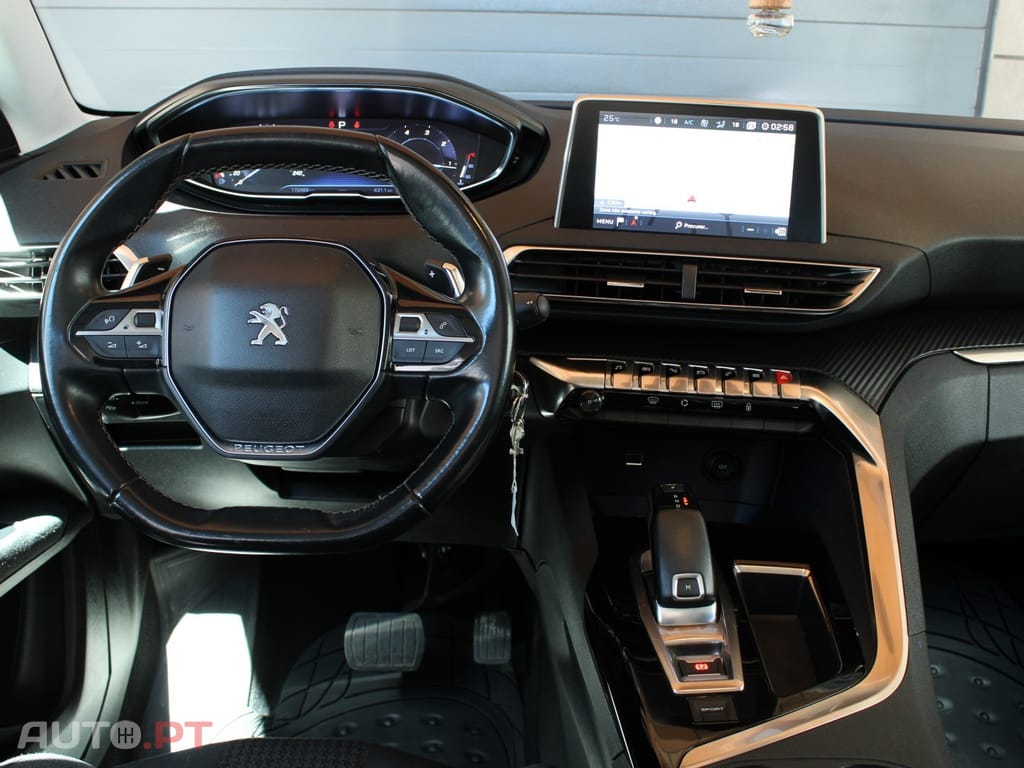 Peugeot 5008 BlueHDI 130 EAT8 Allure