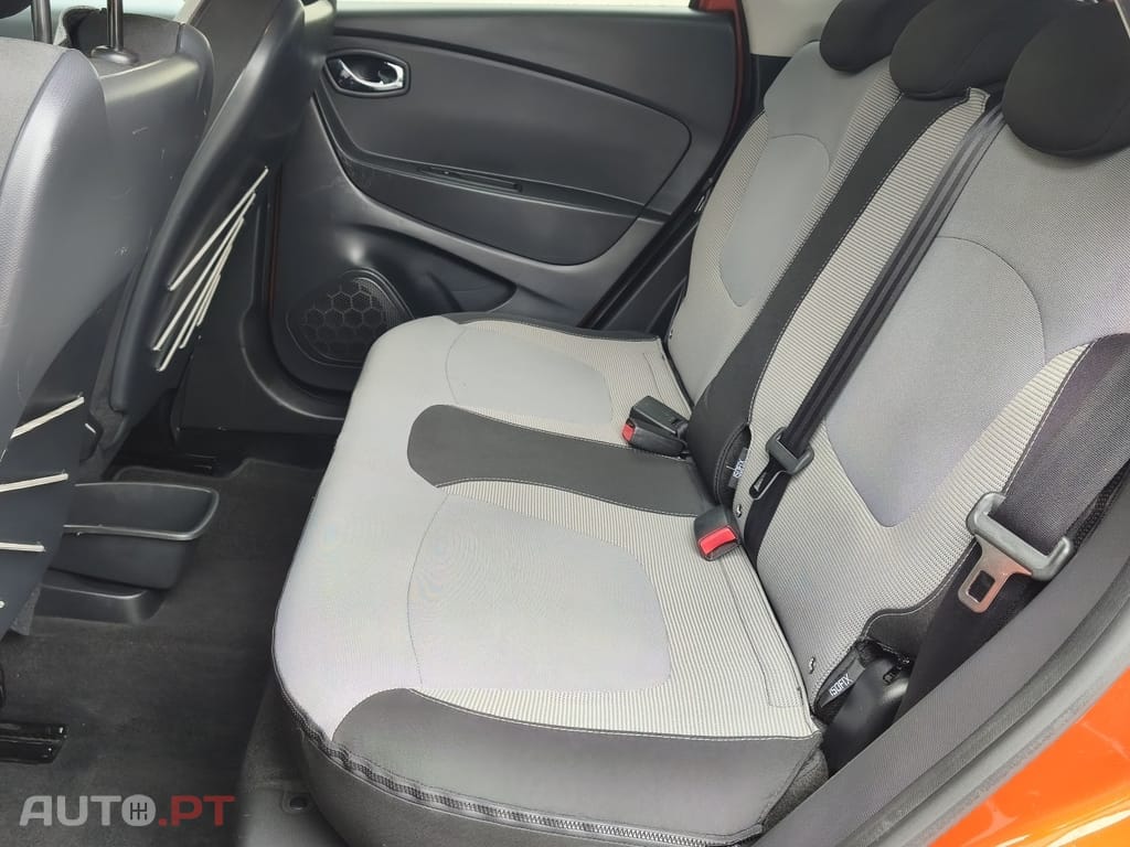 Renault Captur dCi 90 EDC Dynamique