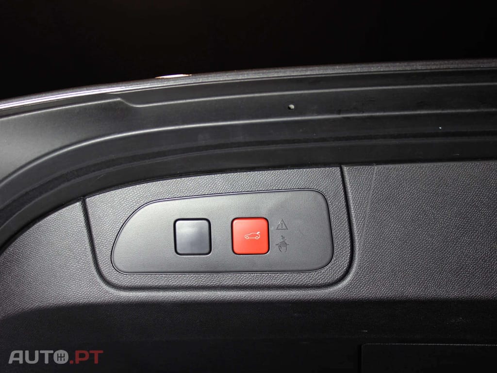 DS DS7 E-Tense 4x4 Performance Line +