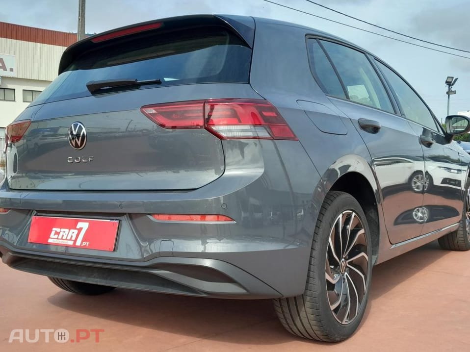 Volkswagen Golf 1.5 TSI Style