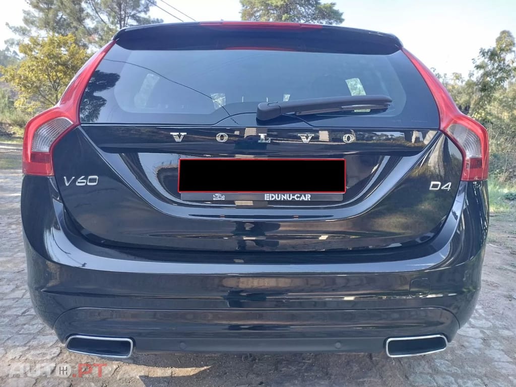 Volvo V60 2.0 D4 Momentum Eco Geartronic