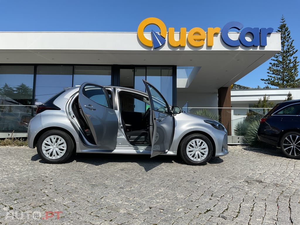Toyota Yaris TOYOTA YARIS VVT-I HYBRID