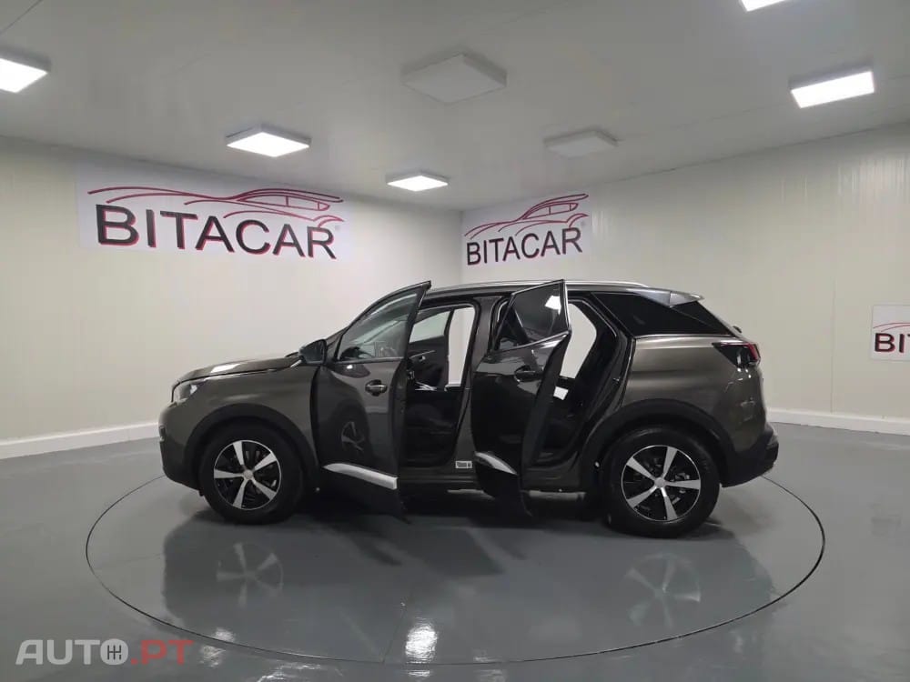 Peugeot 3008 1.5 BLUEHDI ACTIVE