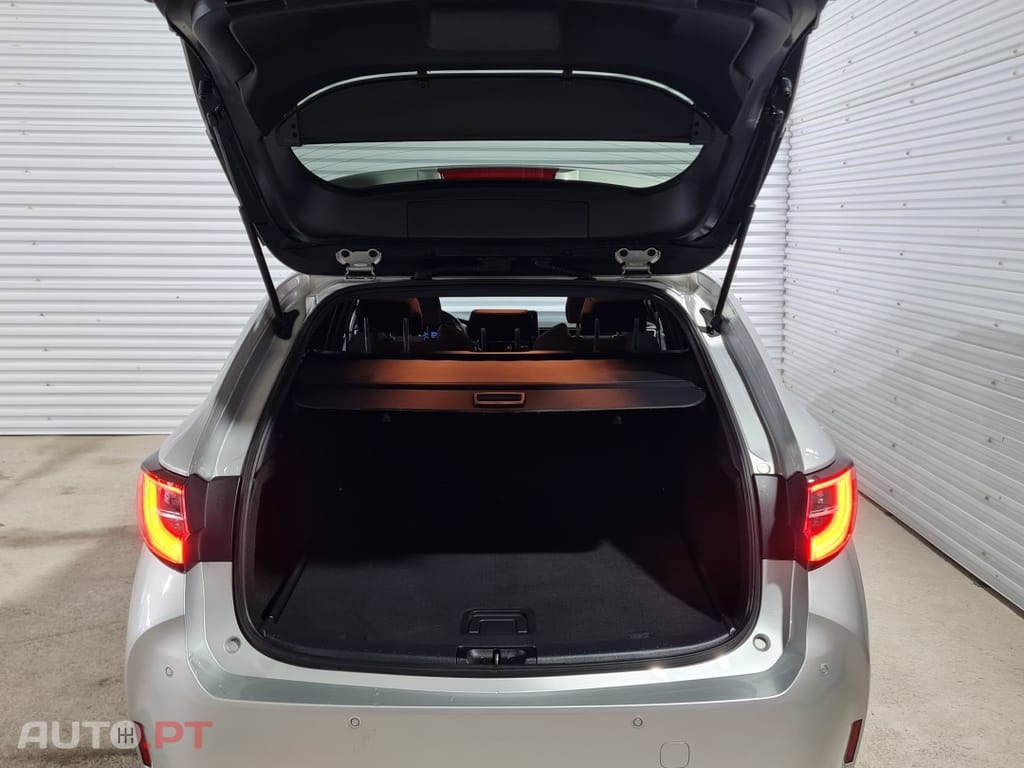 Toyota Corolla Touring Sports 1.8 Hybrid Comfort+P.Sport