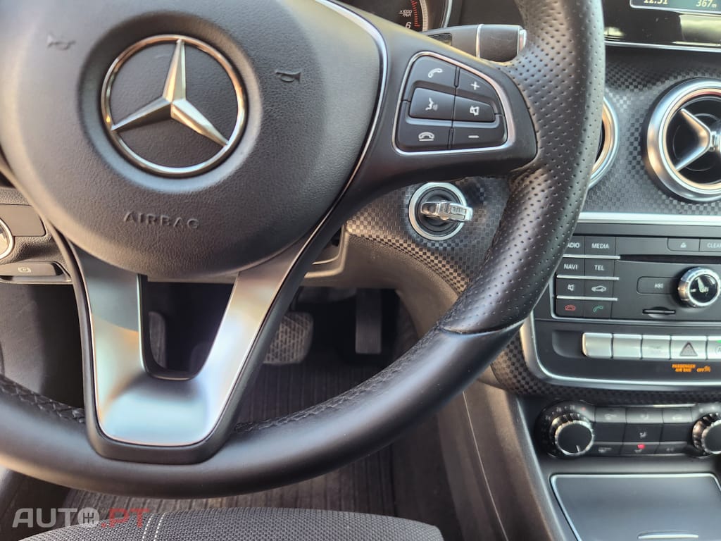 Mercedes-Benz A 180 d 7G-DCT AMG Line