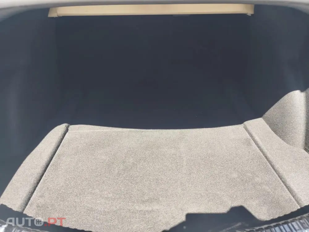 Tesla Model 3 Tração Traseira Premium