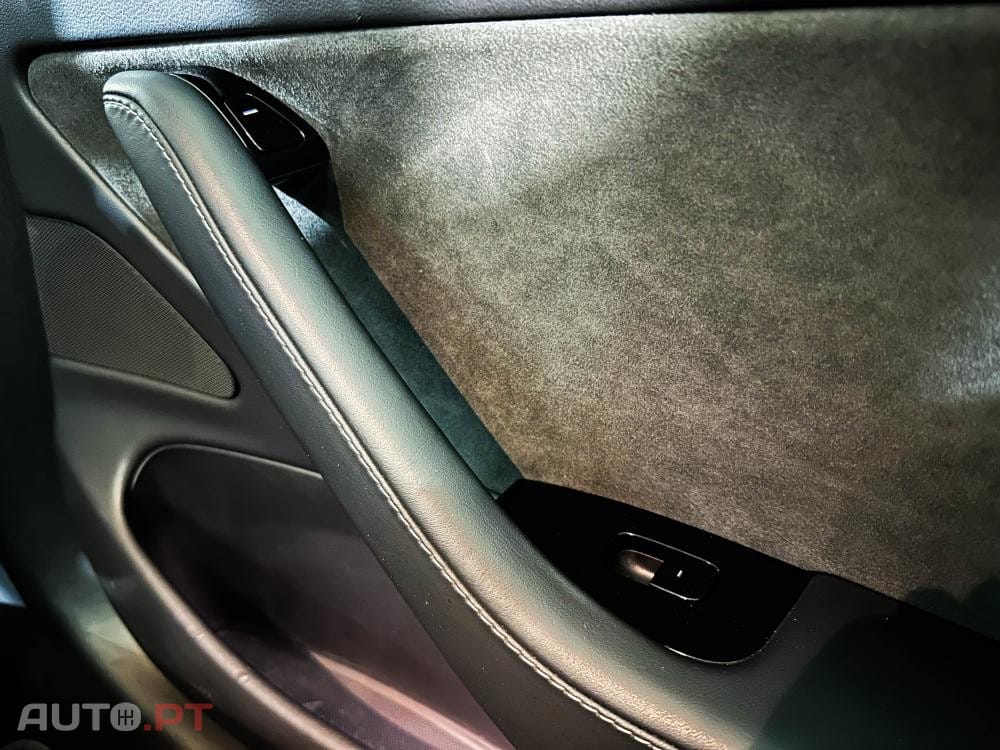 Tesla Model 3 Long-Range Dual Motor AWD