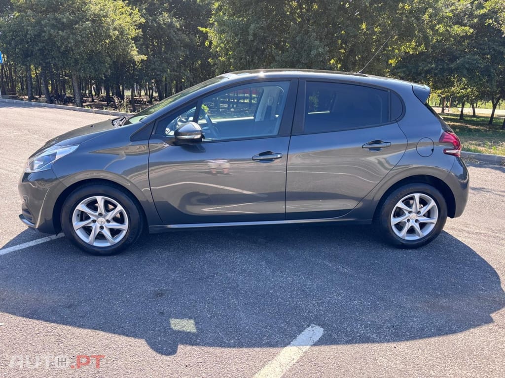 Peugeot 208 1.6 BlueHDi Allure