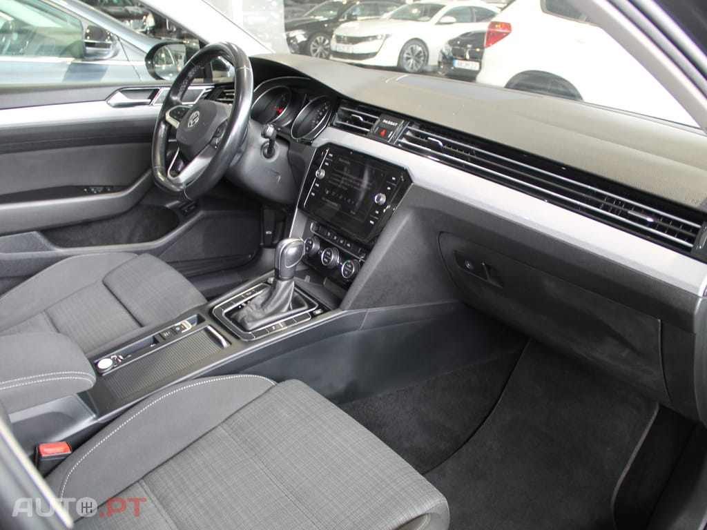 Volkswagen Passat Variant 1.6 TDi Confortline DSG