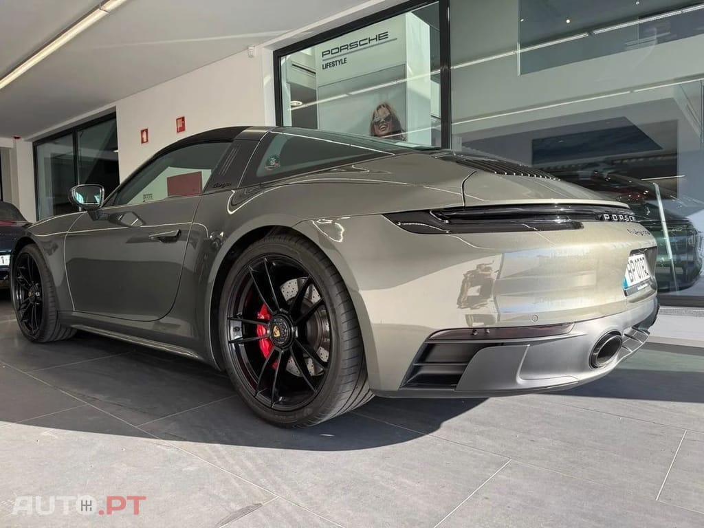 Porsche 911 Targa 4 GTS PDK