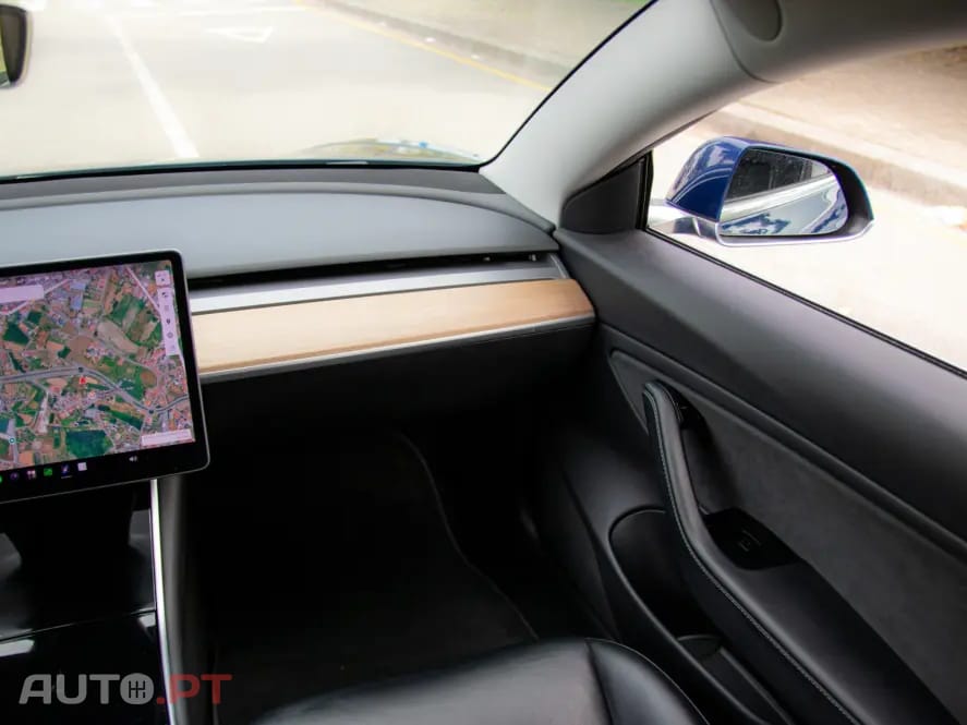 Tesla Model 3 Long-Range Dual Motor AWD