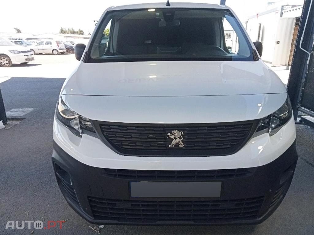 Peugeot Partner e-Partner 50 kWh Premium Standard - IVA Dedutível