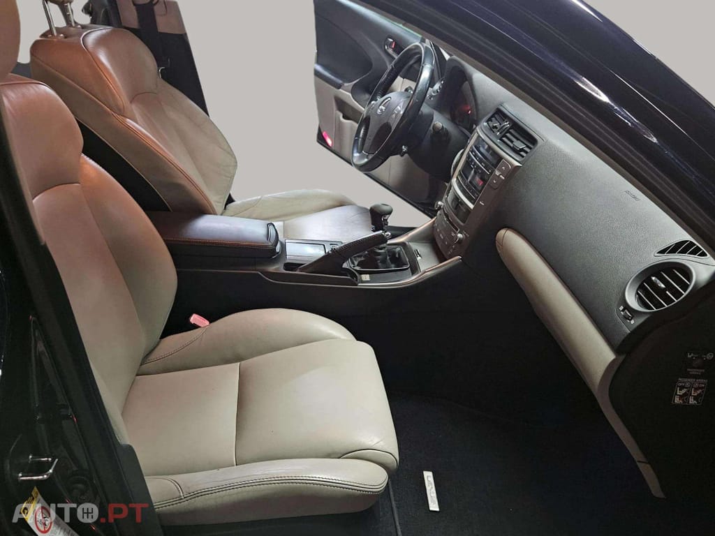 Lexus IS 220 d Executive 5G