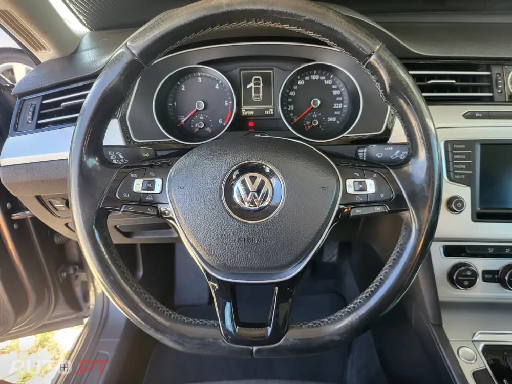 Volkswagen Passat 2.0 TDi Confortline DSG