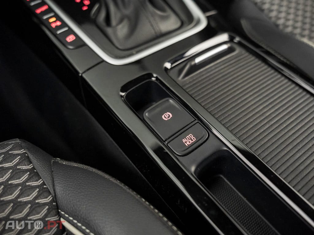 Kia Xceed 1.6 GDi PHEV Drive