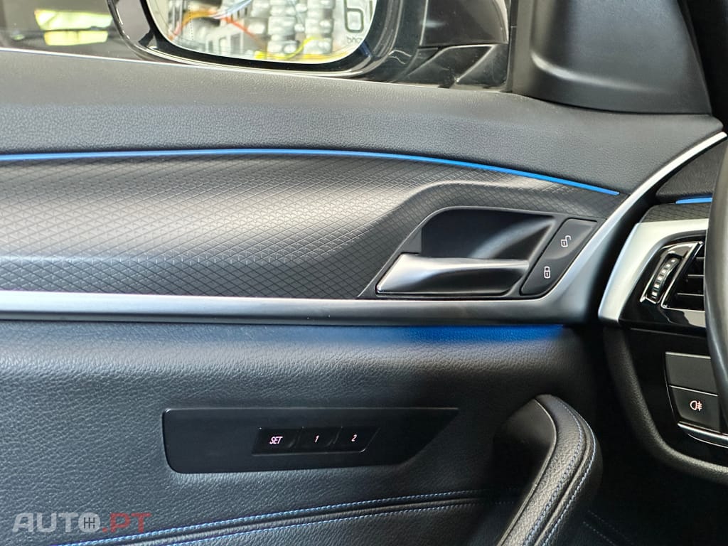 BMW 530 e Pack Desportivo M