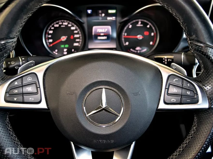 Mercedes-Benz C 300 BlueTEC Hybrid AMG Line