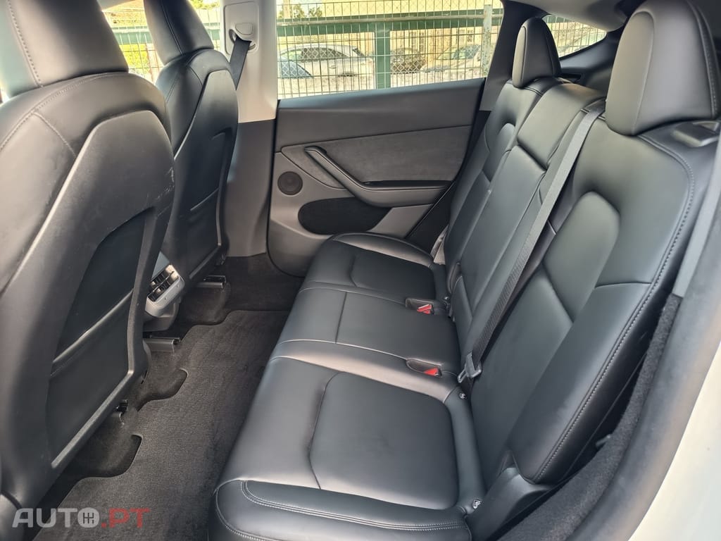 Tesla Model Y Tração Traseira