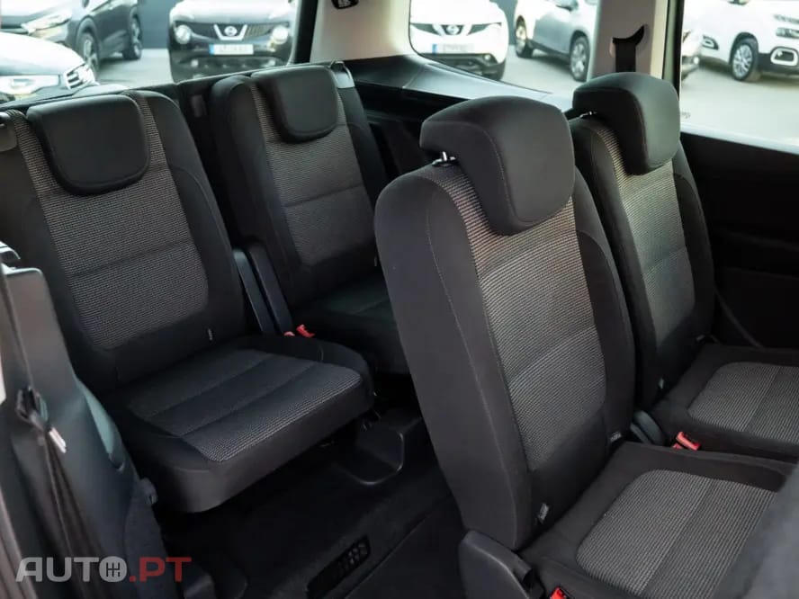 Volkswagen Sharan 2.0 TDI Confortline