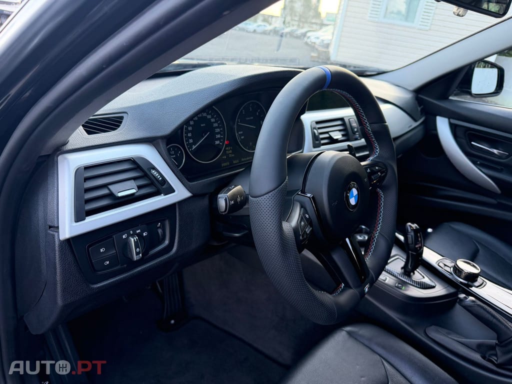 BMW 320 d Auto