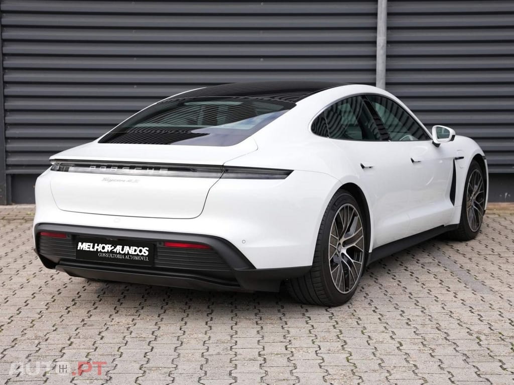 Porsche Taycan 4S Bose