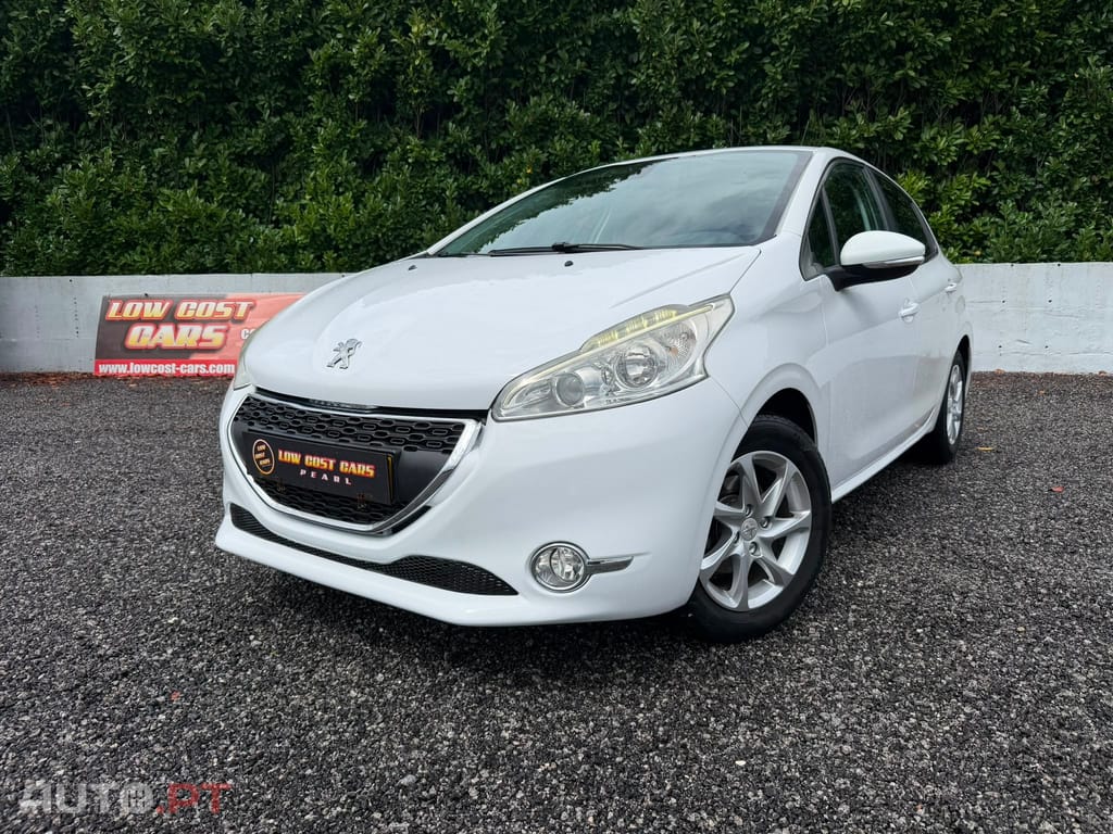 Peugeot 208 1.6 BlueHDi Style