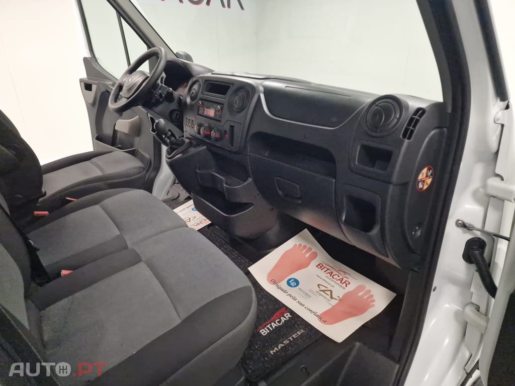 Renault Master 2.3 dCi L2H2 3.5T