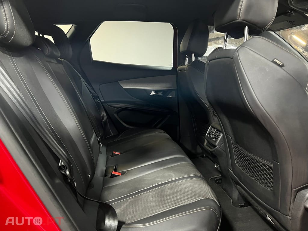 Peugeot 3008 1.2 PureTech GT EAT8